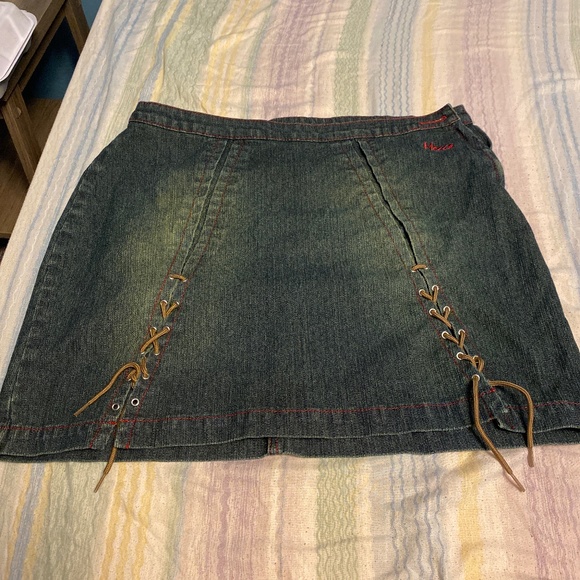 Mecca skirt - Picture 1 of 3